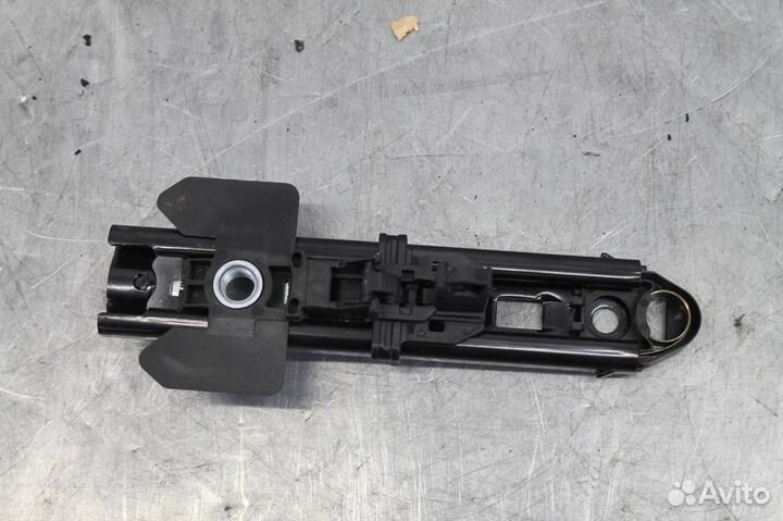 Механизм регулировки ремня безопасности Audi A6(C