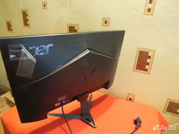 Монитор Acer 27