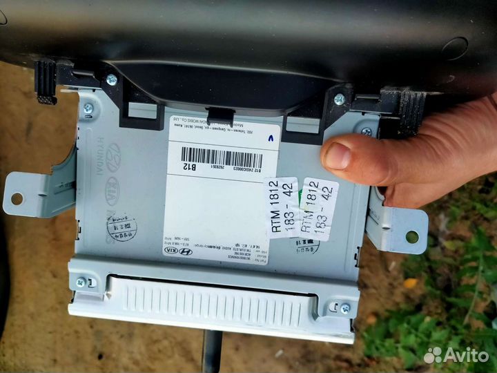 Штатная магнитола Hyundai Santa Fe 4 поколения