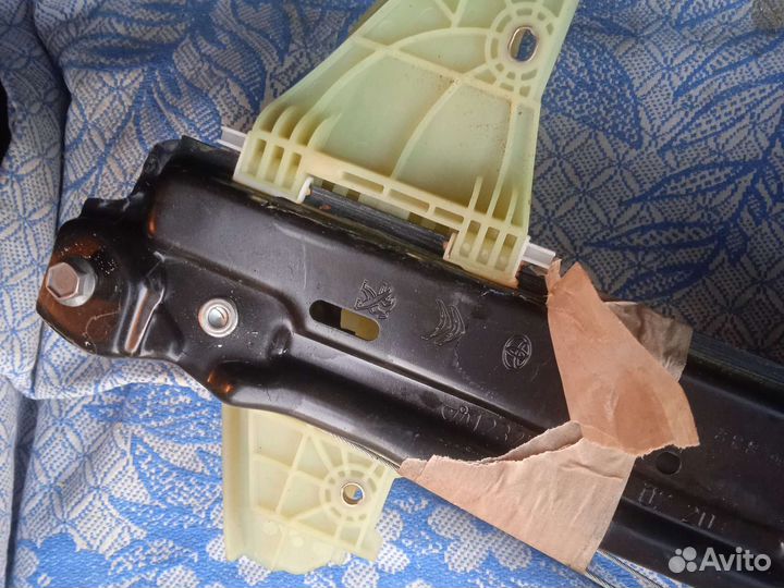 Стеклоподьемники на peugeot эксперт