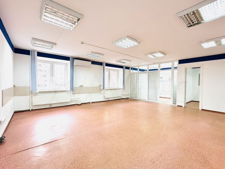 Стрит ритейл в центре Дзержинского района