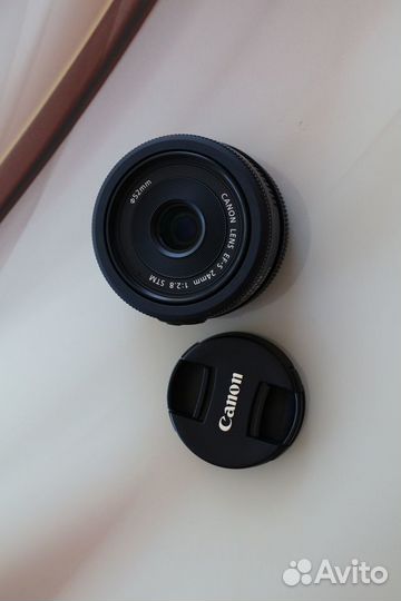 Объектив Canon EF-S 24mm f/2.8 STM