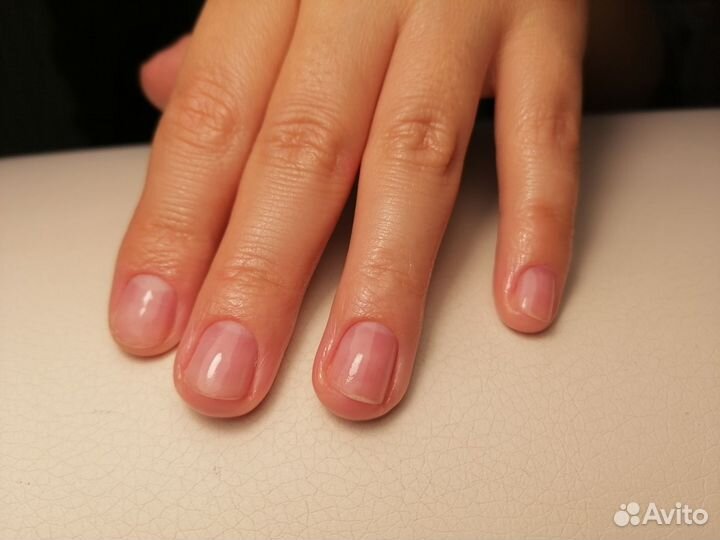 Маникюр с покрытием гель лаком