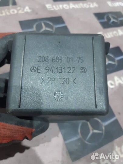 Подстаканник A2086830175 Mercedes-Benz CLK-Class 1