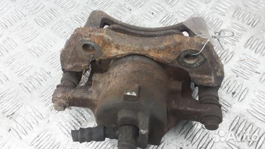 Суппорт тормозной передний правый nissan almera N1