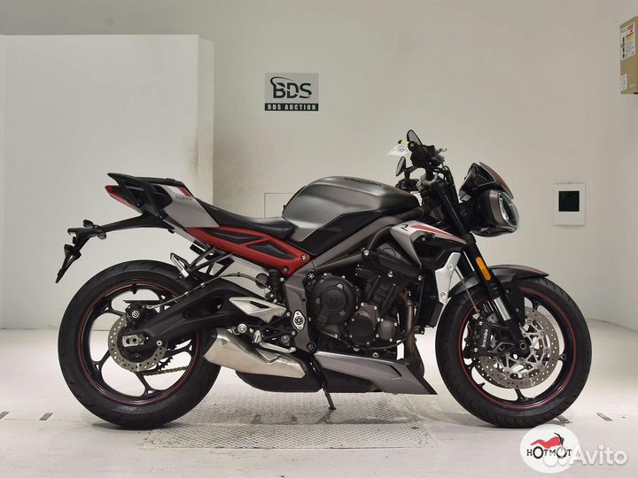 Triumph street Triple 2021г