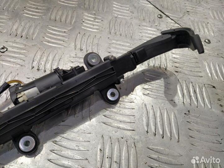 Доводчик ремня правый Bmw 3 - M3 S65 E92 S65B40A