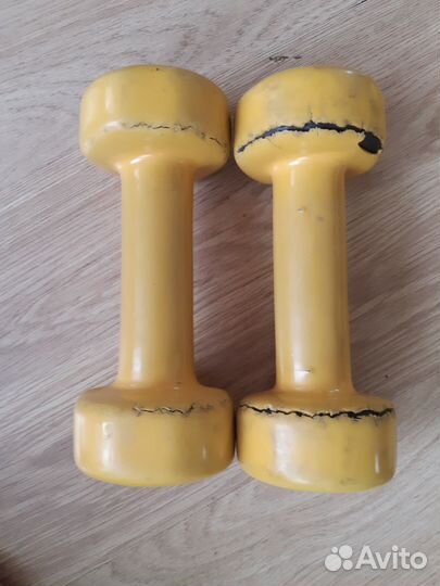 Гантели по 2 кг