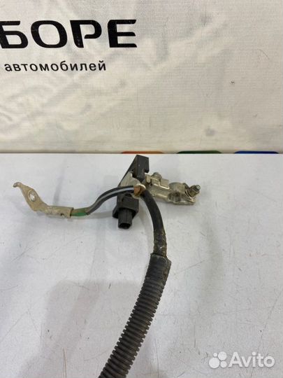 Провод силовой Toyota Avensis T270 1ZR-FAE 2009