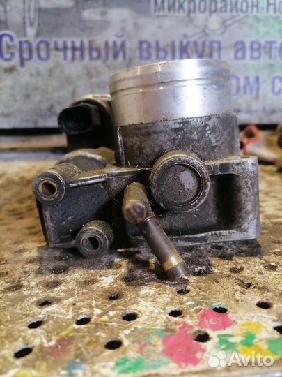 Заслонка дроссельная Volkswagen Golf Plus