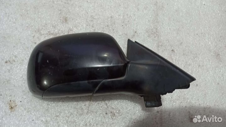 Зеркало правое Audi a8 d2. Дефект