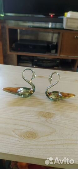 Статуэтка лебедь