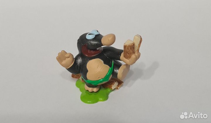 Игрушки из киндера