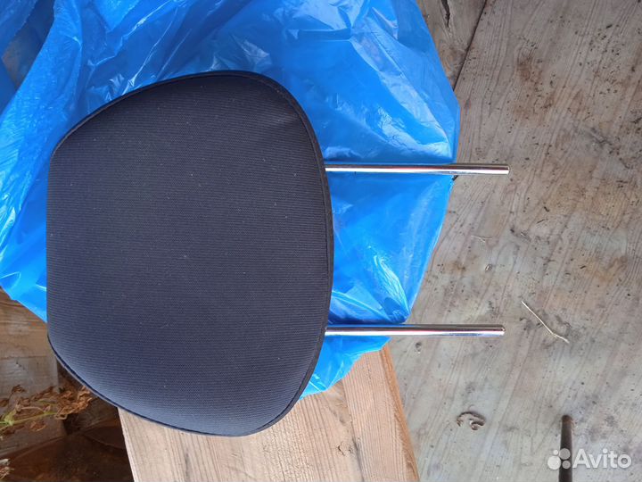 Подголовники рено логан, солярис