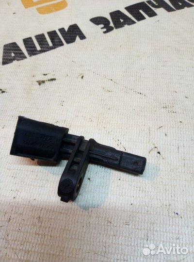 Датчик ABS Volkswagen Golf 5 2003-2009