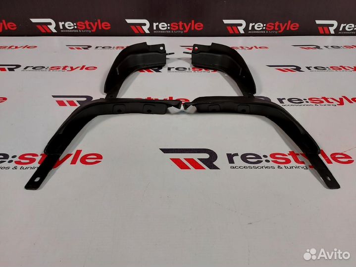 Брызговики Toyota Vitz 10 1999-2005 U1704