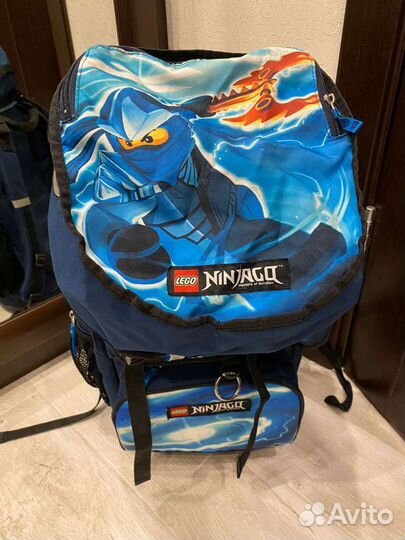 Продам школьный портфель 