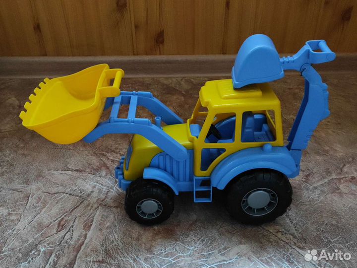 Детский трактор