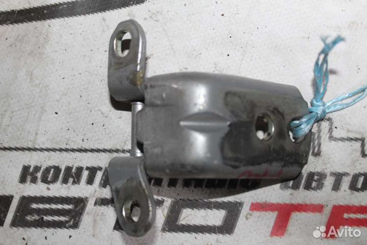 Петля двери nissan infiniti G25 G35 G37 patrol Q40