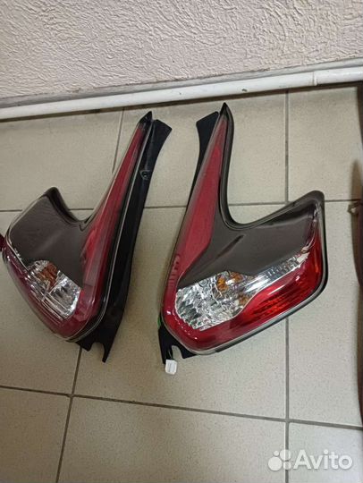 Фонарь задний Ниссан Жук (2014-2019)