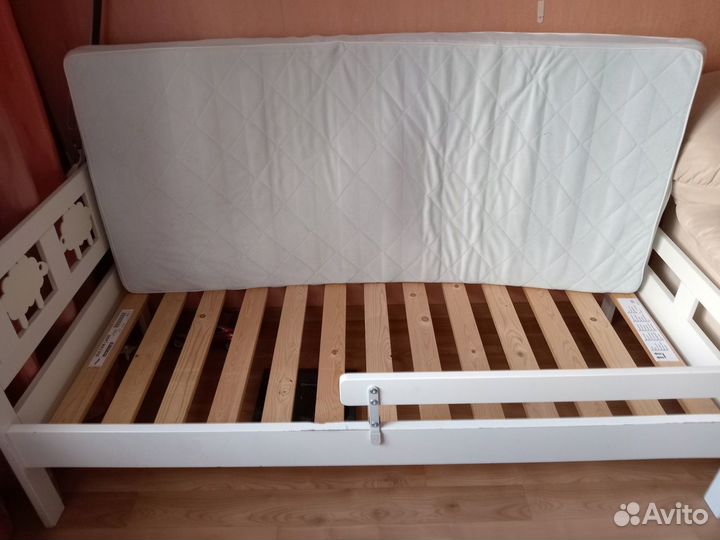 Детская кровать IKEA с матрасом