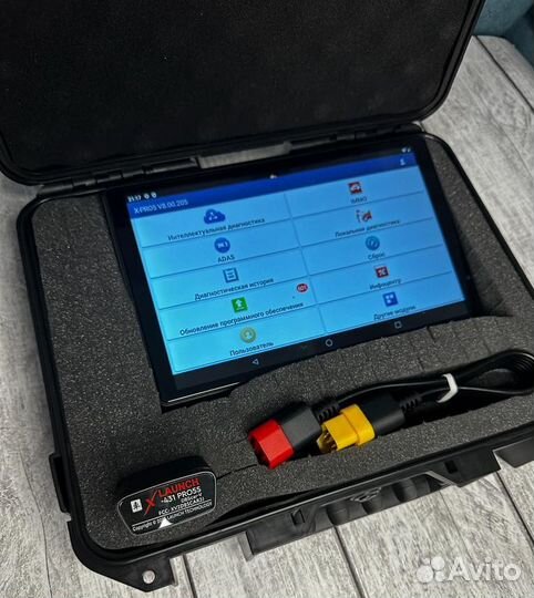 Комплект Лаунч х431про пад 8 в Кейсе