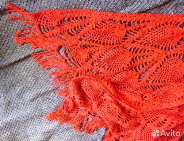 Шаль из акрила ручной вязки