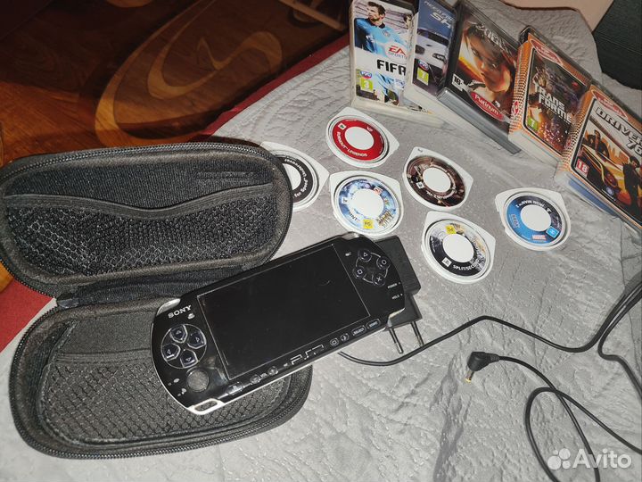 Sony psp 3008 32gb