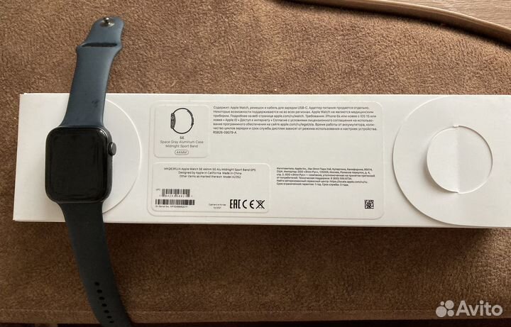 Часы apple watch se 44mm 2020