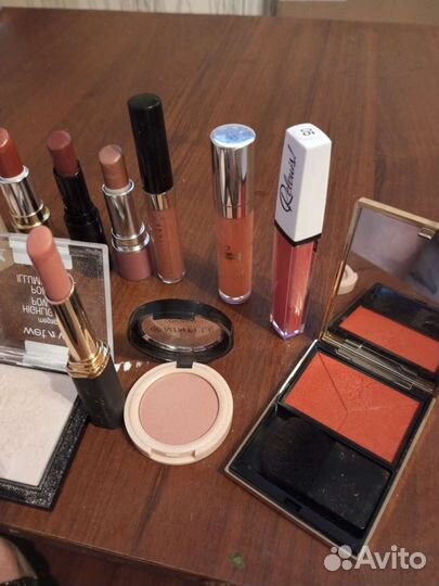 Набор косметики пакетом