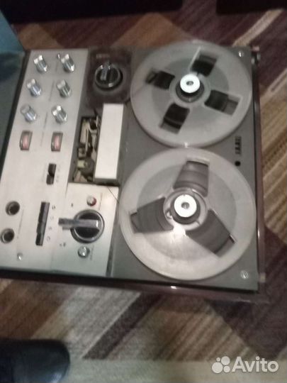 Катушечный магнитофон