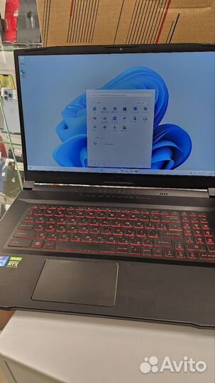 MSI Katana GF76, i7 11800H, 8/512 gb, RTX 3050