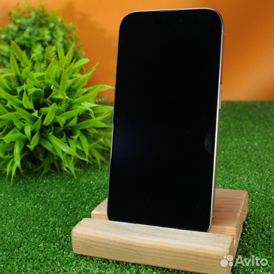 iPhone 15 Pro, 256 ГБ