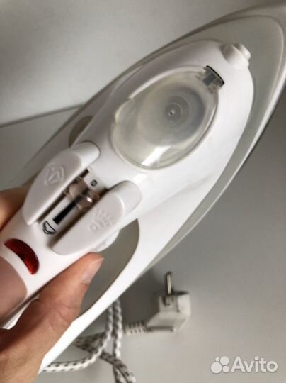 Утюг Kia с паром