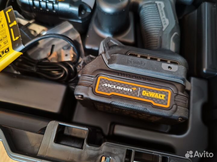 Набор инструмента DeWalt McLaren