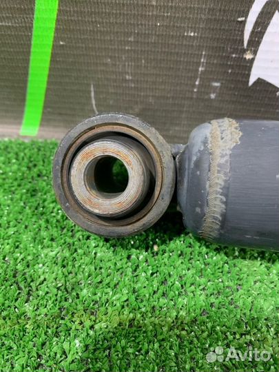 Амортизатор подвески задний Infiniti Fx37 S51