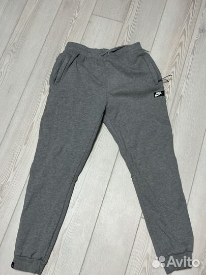 Спортивные штаны nike