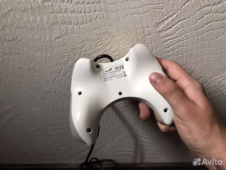Джойстик Игровая приставка Джойстик Genius