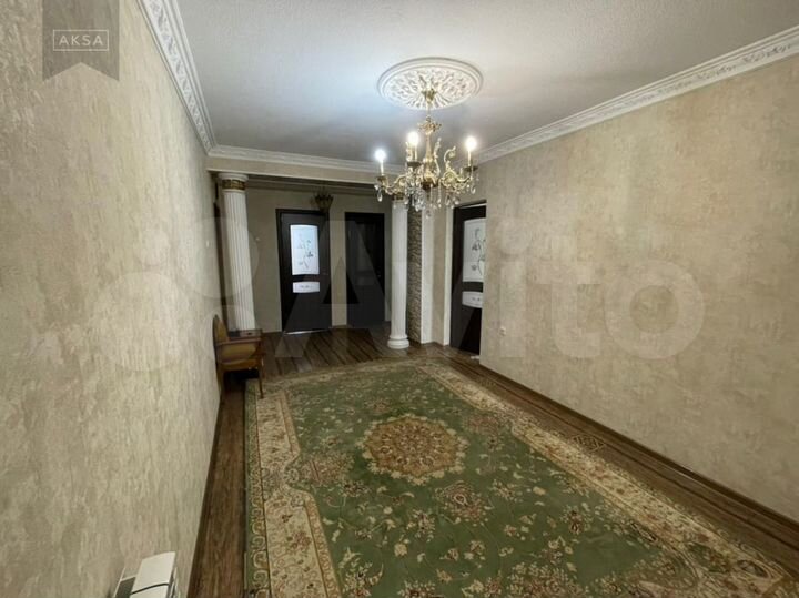 3-к. квартира, 65 м², 3/5 эт.