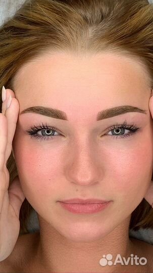 Перманентный макияж бровей