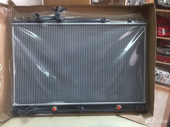 Радиатор охлаждения Мазда CX7 / Mazda CX-7