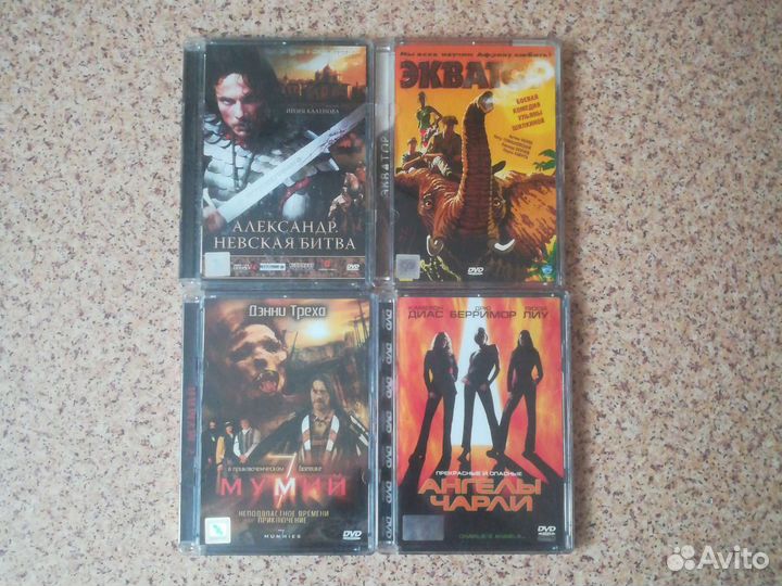 Dvd в стеклянных боксах