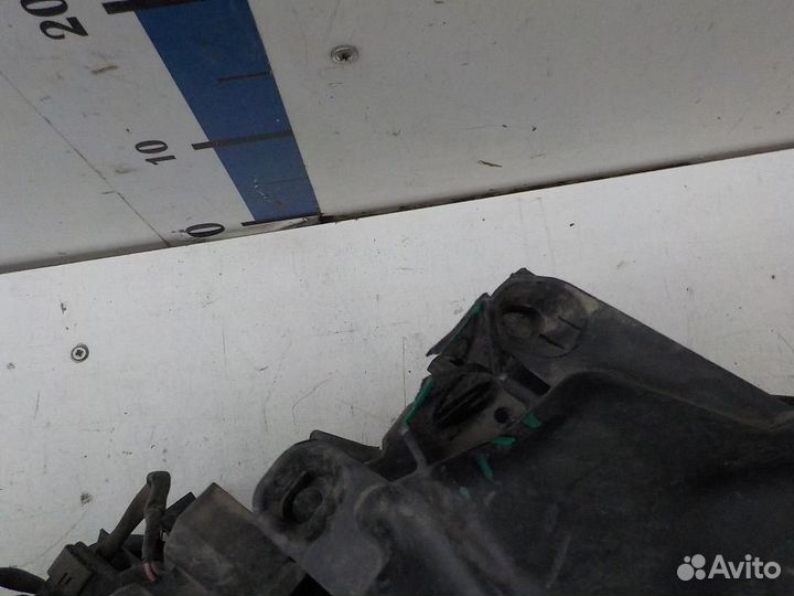 Фара правая Toyota Land Cruiser Prado