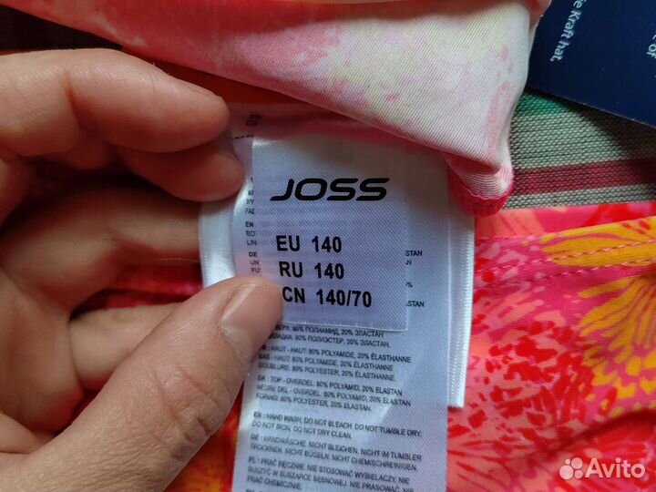 Купальник для девочки 140 новый