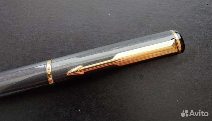 Шариковая ручка parker