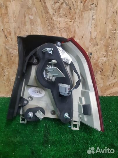 Фонарь задний левый внешний Volvo XC70 2008-2013