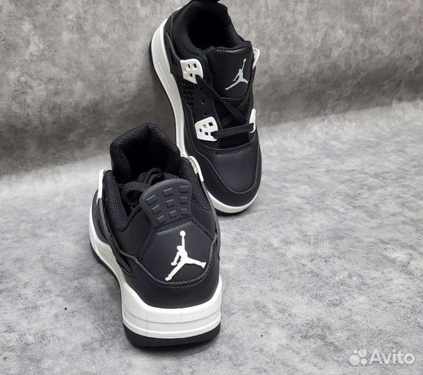 Кроссовки Nike air jordan детские