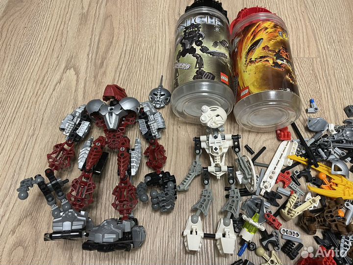 Lego bionicle
