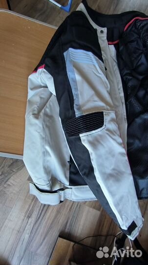 Мотокуртка