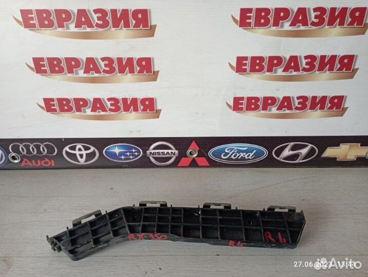 Крепление бампера заднее левое Lexus Rx350 2010